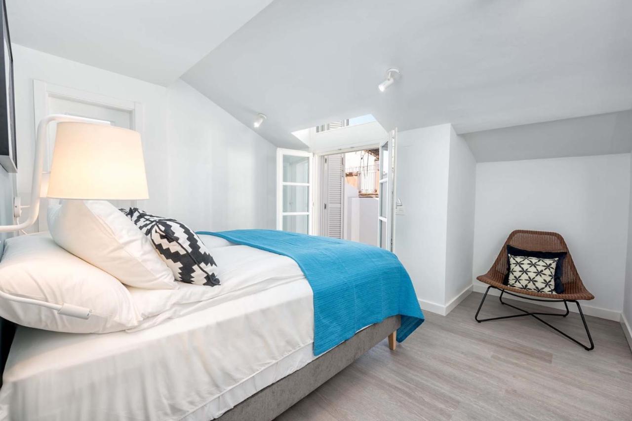 Merced Suites In Malaga By Solaga Holiday Homes Екстер'єр фото