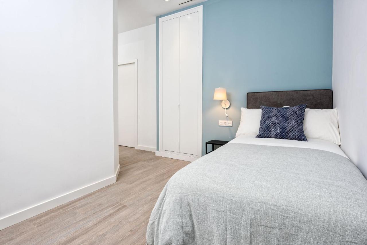 Merced Suites In Malaga By Solaga Holiday Homes Екстер'єр фото
