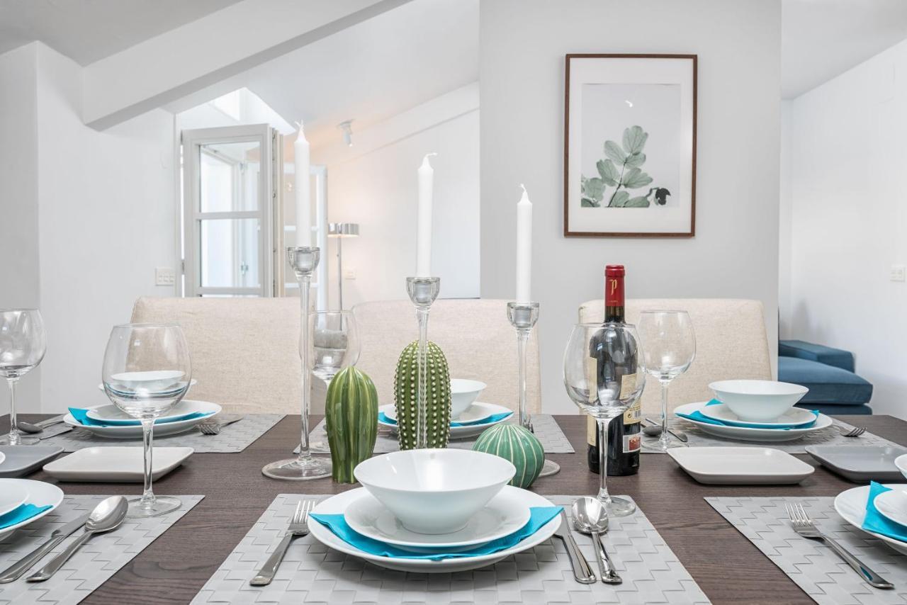 Merced Suites In Malaga By Solaga Holiday Homes Екстер'єр фото
